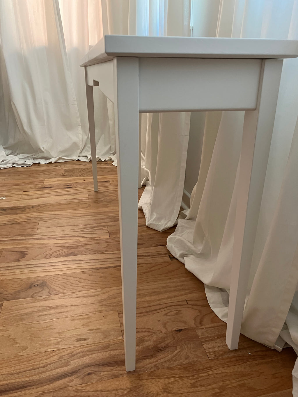 mathewson standard white table