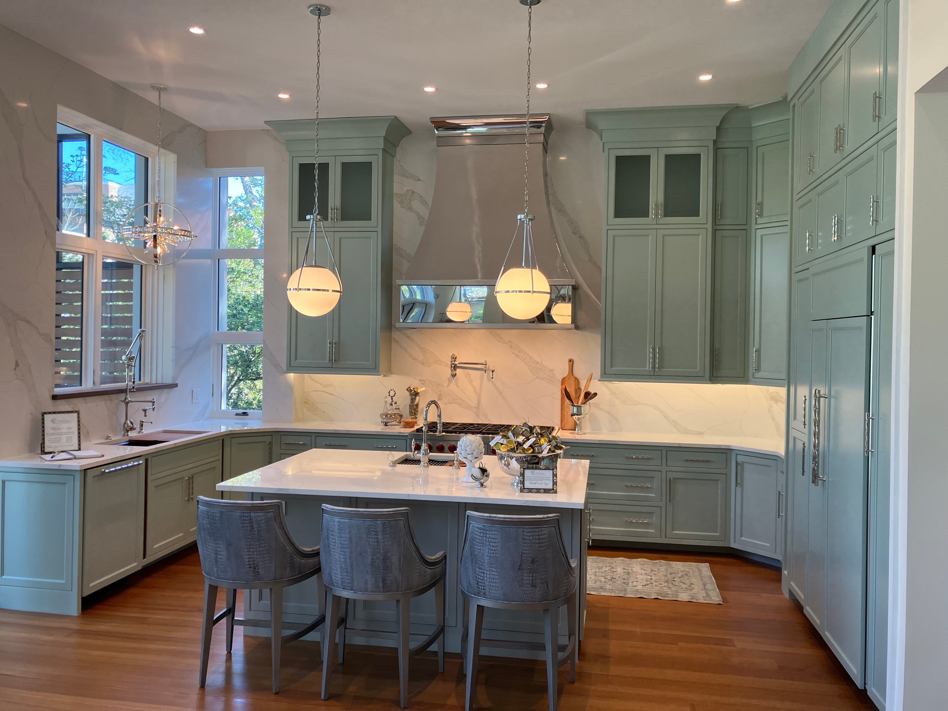 Mathewson Standard table